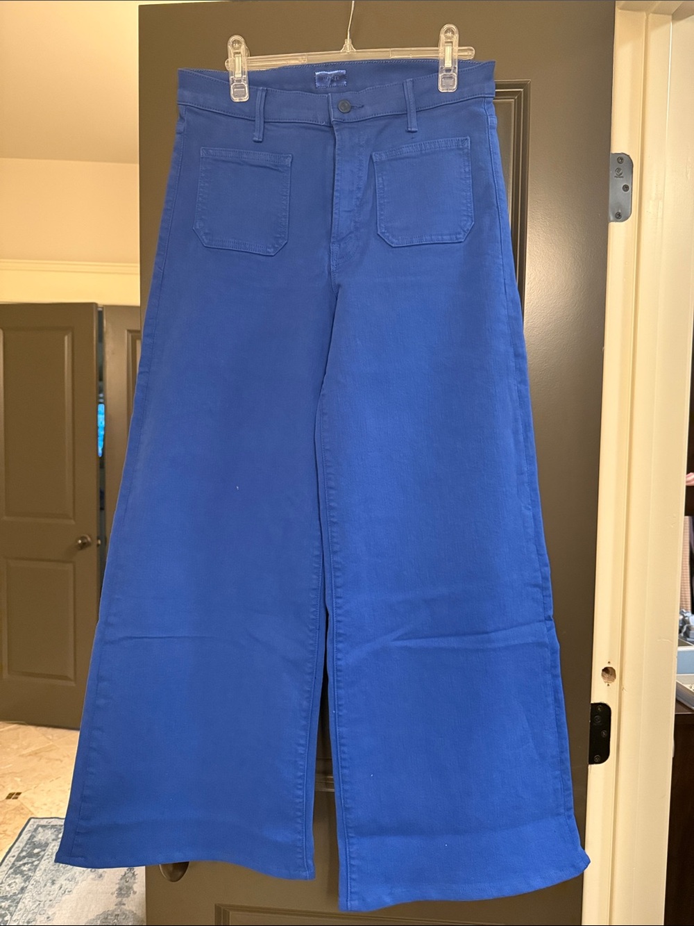 MOTHER Hustler Roller Patch Pocket Jeans Bright Blue